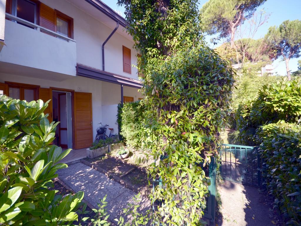 Villa Betty Lignano Sabbiadoro Exterior foto